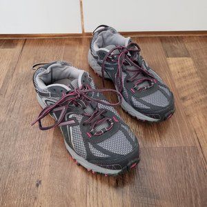 New Balance Tennis Shoes